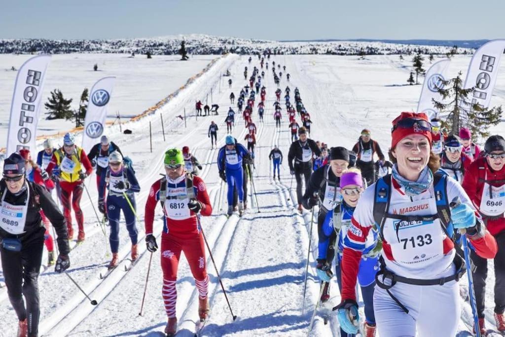 Leilighet Med Panoramautsikt Sjusjoen Innendors Parkering Екстер'єр фото
